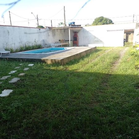 Vila Agradavel Com Piscina. Villa Peruíbe Eksteriør billede