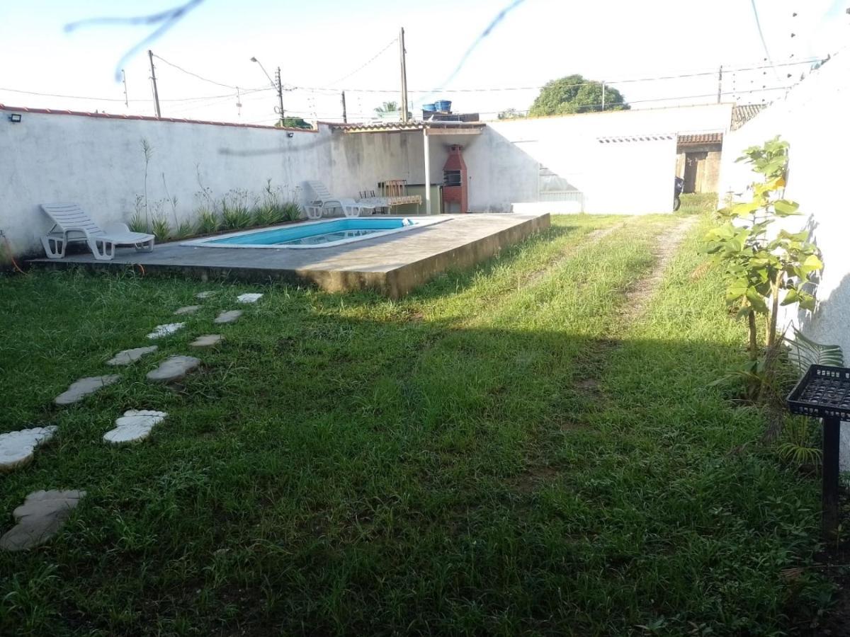 Vila Agradavel Com Piscina. Villa Peruíbe Eksteriør billede