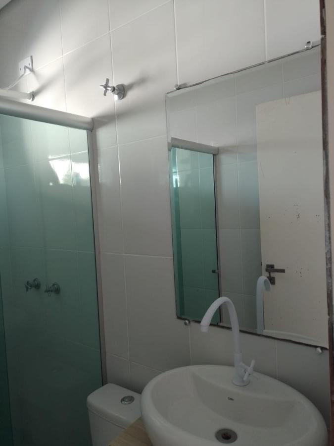 Vila Agradavel Com Piscina. Villa Peruíbe Eksteriør billede